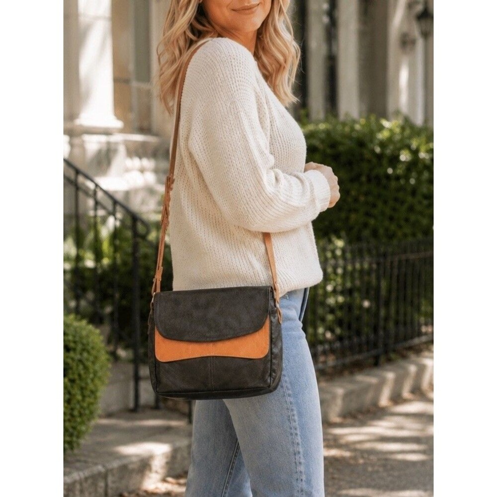 Kenneth Cole New York Black Leather Messenger Shoulder Bag Large Flap